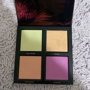 Huda Beauty Highlighter